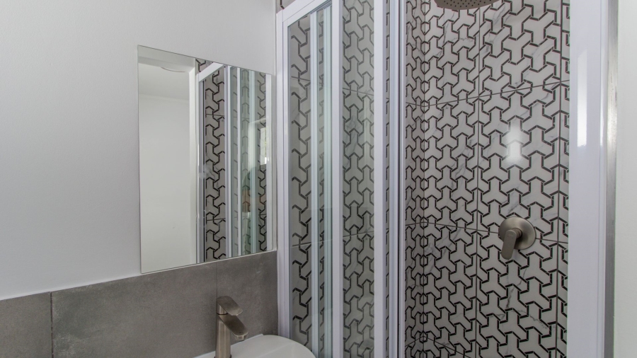 4 Bedroom Property for Sale in Shelley Point Western Cape